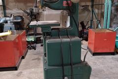 Powermatic 143 Vertical Band Saw with 14" Throat and Tilting Table