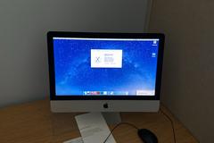 Apple iMac 21-1/2" with 2.7GHz Intel Core i5 Processor and 8GB of Ram