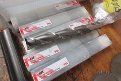 Miscellaneous Tooling Lot, Large End Mills, Drills, Inserts and More