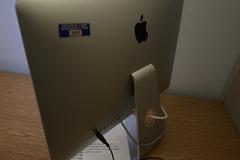 Apple iMac 21-1/2" with 2.7GHz Intel Core i5 Processor and 8GB of Ram