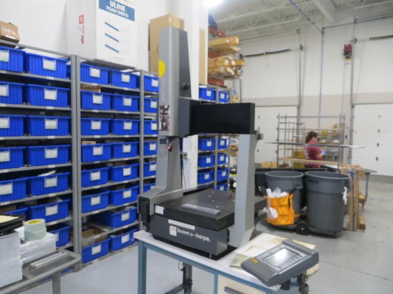 Brown & Sharp Gage 2000 Coordinate Measuring Machine