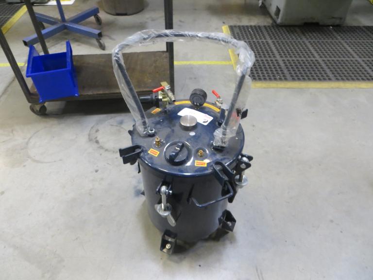 30 Liter Paint Tank - New/Unused
