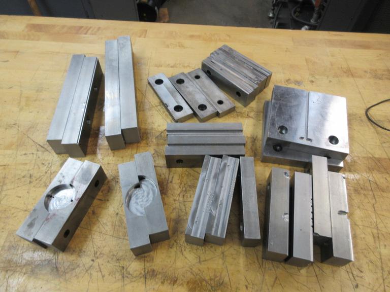 Kurt 6" Vise Assorted Steel Hard and Soft Jaws