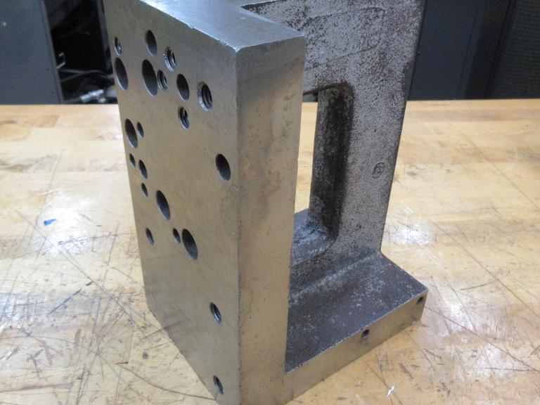Cast Iron Angle Plate 10"x7"x5.5"