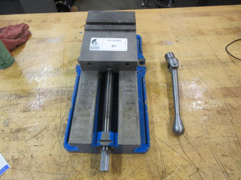Kurt D688 6" Machine Vise with Handle and Hard Jaws