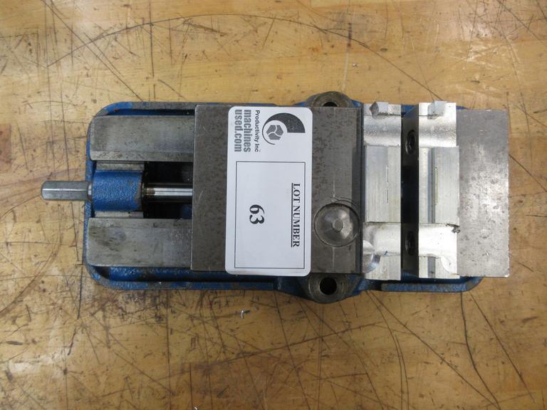 Kurt D40 4" Machine Vise with Handle and Aluminum Jaws