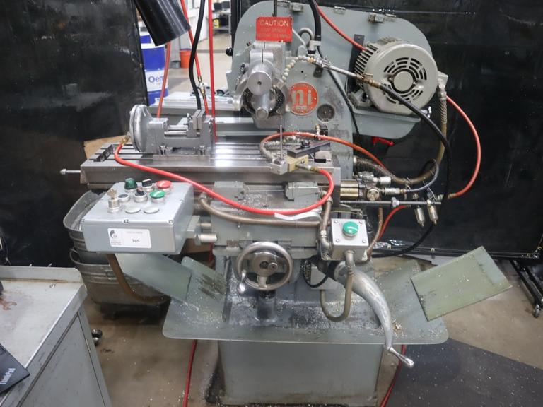 Nichols Model 8SA Horizontal Milling Machine, Pneuamstic Vise