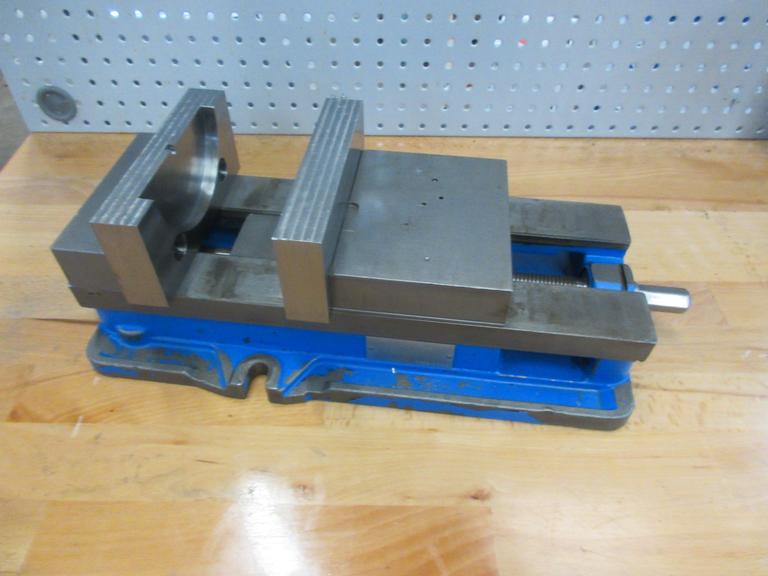 Kurt D688 6" Machine Vise with 3" Tall Steel Soft Jaws