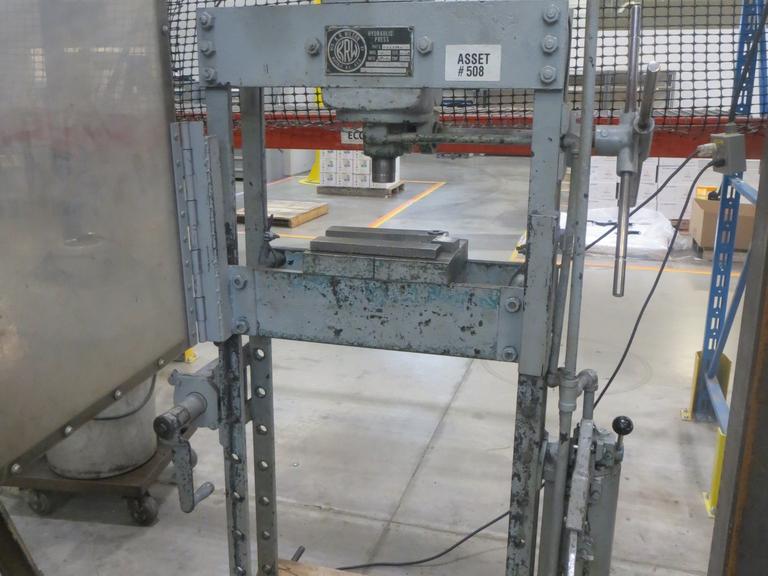 KR Wilson Model 37 25 Ton H Frame Press