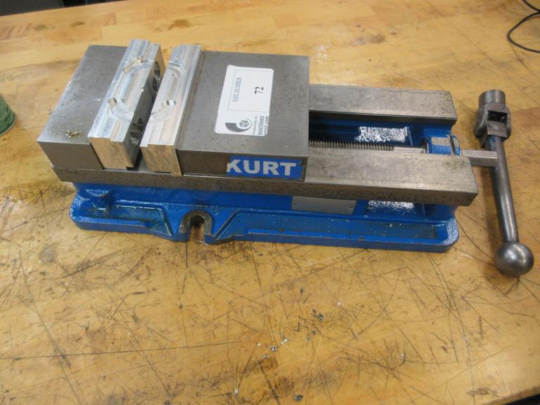 Kurt D688 6" Machine Vise with Handle and Aluminum Jaws
