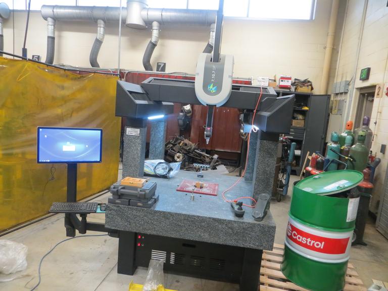Hexagon 7.10.7 SF Coordinate Measuring Machine with TesaStar-111 Probe Head, 6-Position Styli Rack with assort Styli, Grid Plate and MORE! 