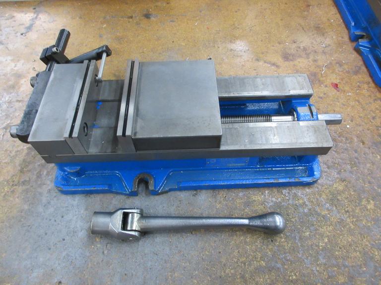 Kurt D688 6" Machine Vise with Handle, Hard Jaws and Back Stop