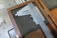 Browne and Sharpe Caliper 582 .001 In Wood Box