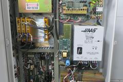 Haas TM-1 CNC Tool Room Mill, Haas 32-Bit CNC Control, 40 Taper, Splash Guards, Coolant Tank & Pump