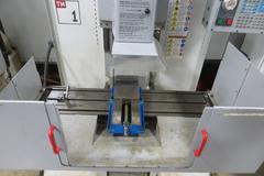 Haas TM-1 CNC Tool Room Mill, Haas 32-Bit CNC Control, 40 Taper, Splash Guards, Coolant Tank & Pump