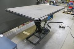 Electric Lift Table W 71" X 36" Table Top w 43" Max Lifting Height