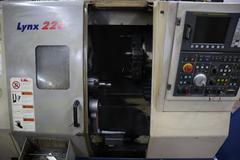 Daewoo Doosan Lynx 220C CNC Turning Center, 8" 3-Jaw Chuck, 12 Station Turret, Parts Catcher, Tool Presetter, Chip Conveyor
