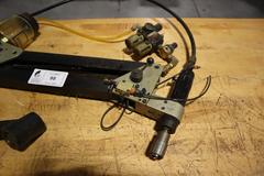 FlexArm Pneumatic Tapping Arm