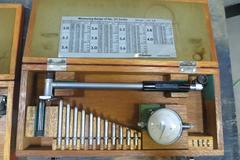 Mitutoyo 511 Series Bore Gauges, (2)