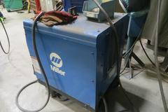 Miller Deltaweld 302 Welder w Miller 24 Speed Constant Wire Feed - ON Boom