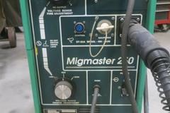 L-Tec Welding Systems Mig Master 250 w Built In Wire Feed