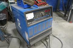 Miller Deltaweld 302 Welder w Miller 24 Speed Constant Wire Feed - ON Boom