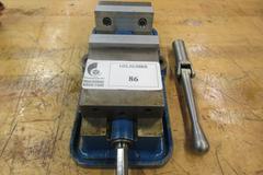Kurt D40 4" Machine Vise with Handle and Aluminum Jaws