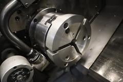 Daewoo Lynx 200LC CNC Turning Center, 8" 3-Jaw Chuck, 10 Station Turret, Tool Presetter, Tailstock, Chip Conveyor, Parts Catcher