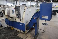 Daewoo Lynx 200LC CNC Turning Center, 8" 3-Jaw Chuck, 10 Station Turret, Tool Presetter, Tailstock, Chip Conveyor, Parts Catcher