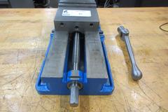 Kurt D688 6" Machine Vise with Handle and Hard Jaws