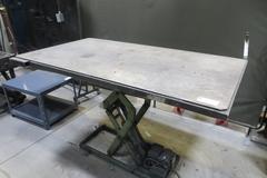 Electric Lift Table W 71" X 36" Table Top w 43" Max Lifting Height