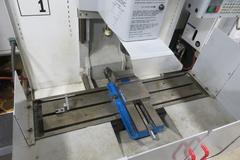 Haas TM-1 CNC Tool Room Mill, Haas 32-Bit CNC Control, 40 Taper, Splash Guards, Coolant Tank & Pump