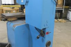 DoAll 3613-1 Vertical Band Saw, 36" Throat, 30-1/2" x 24" Table, Work Light