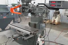 Bridgeport 2J Vertical Knee Mill, Mitutoyo 2-Axis DRO, Quill Scale, Power Table Feed