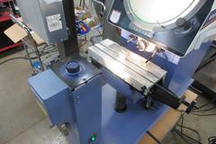 Mitutoyo Model PH-A14 Optical Comparator with KA-12 Counter DRO