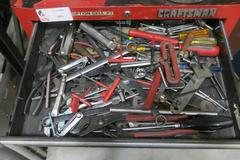 Craftsman 6 Drawer Rolling Tool Box w Hand Tools, Air Tools - Contents