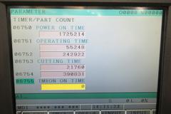 Daewoo Doosan Lynx 220C CNC Turning Center, 8" 3-Jaw Chuck, 12 Station Turret, Parts Catcher, Tool Presetter, Chip Conveyor