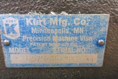 Kurt D675 6" Machine Vise with Hard Jaws *No Handle*
