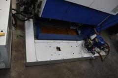 Daewoo Doosan 320/40 CNC Vertical Machining Center with 2 Station Pallet Changer, 12,000 RPM Spindle, 14 Station Rotary Turret, Chip Conveyor
