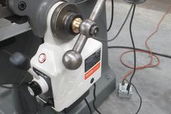 Bridgeport 2J Vertical Knee Mill, Mitutoyo 2-Axis DRO, Quill Scale, Power Table Feed