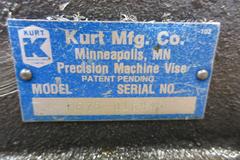 Kurt D675 6" Machine Vise with Hard Jaws and Mini Speed Handle