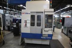 Daewoo Doosan 320/40 CNC Vertical Machining Center with 2 Station Pallet Changer, 12,000 RPM Spindle, 14 Station Rotary Turret, Chip Conveyor