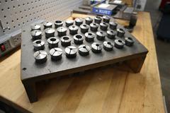 R8 Collets with Divider Stand