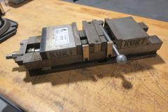 Kurt DL-600C 6" Double Lock Machine Vise W/ Jaws & Handle