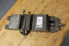 Kurt DL-600C 6" Double Lock Machine Vise W/ Jaws & Handle