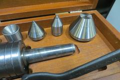 Royal Products Live Center Tailstock w Assorted Tips