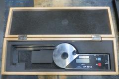 Cincinnati DP-701N Digital Protractor w Wood Case