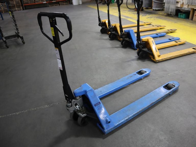 Pallet Jack Uline H-3763 4400 LB Capacity 27" Fork Width 48" Fork Length