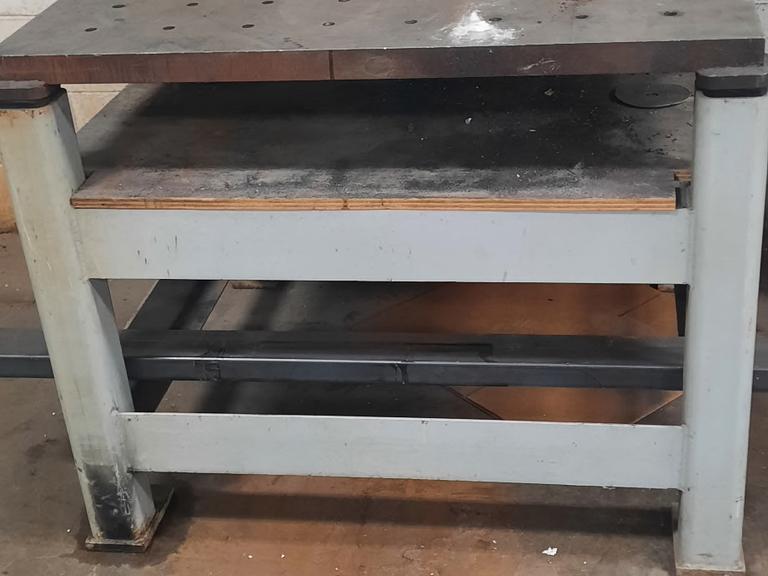 Heavy Duty Welding Table
