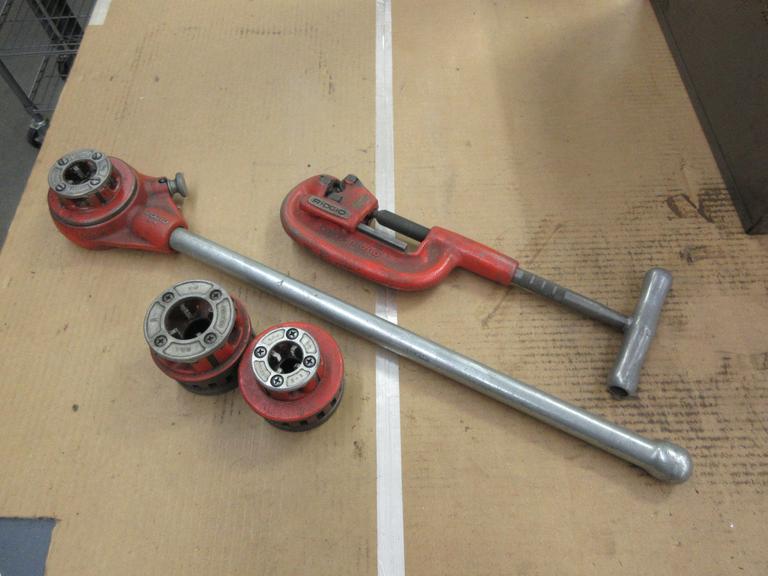 Rigid Large Pipe Cutter and Pipe Threading Ratchet and Dies, 1/2", 3/4", 1"